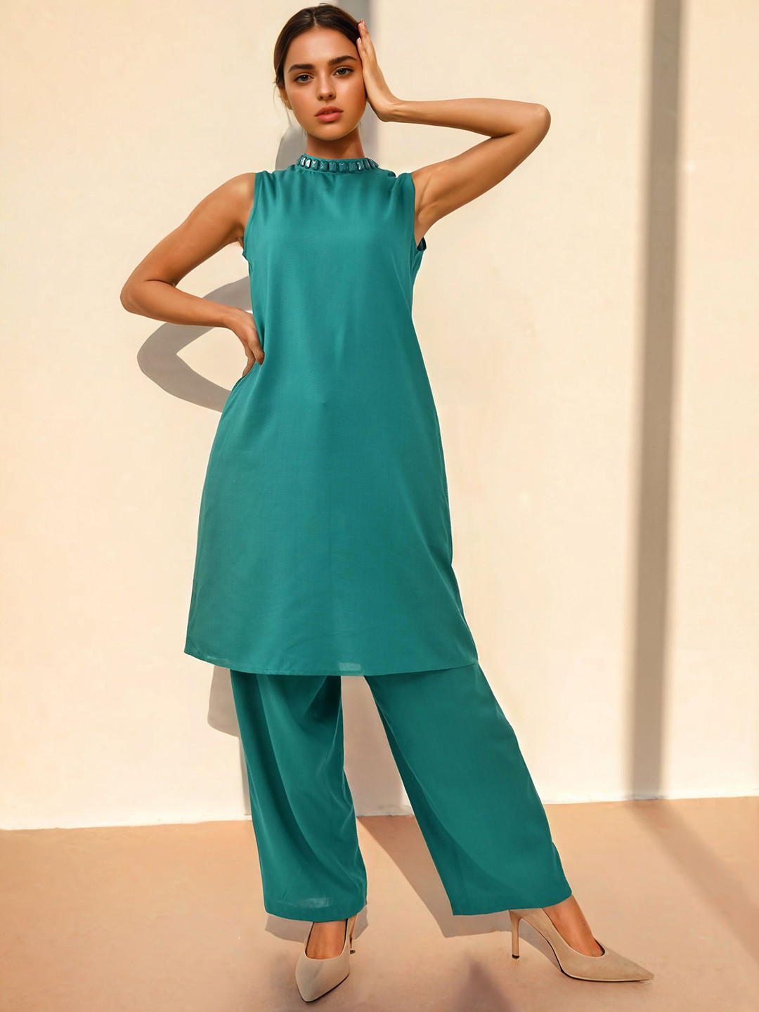 AUTUMN LANE Sharanya Fern Round Neck Straight Kurta With Palazzo