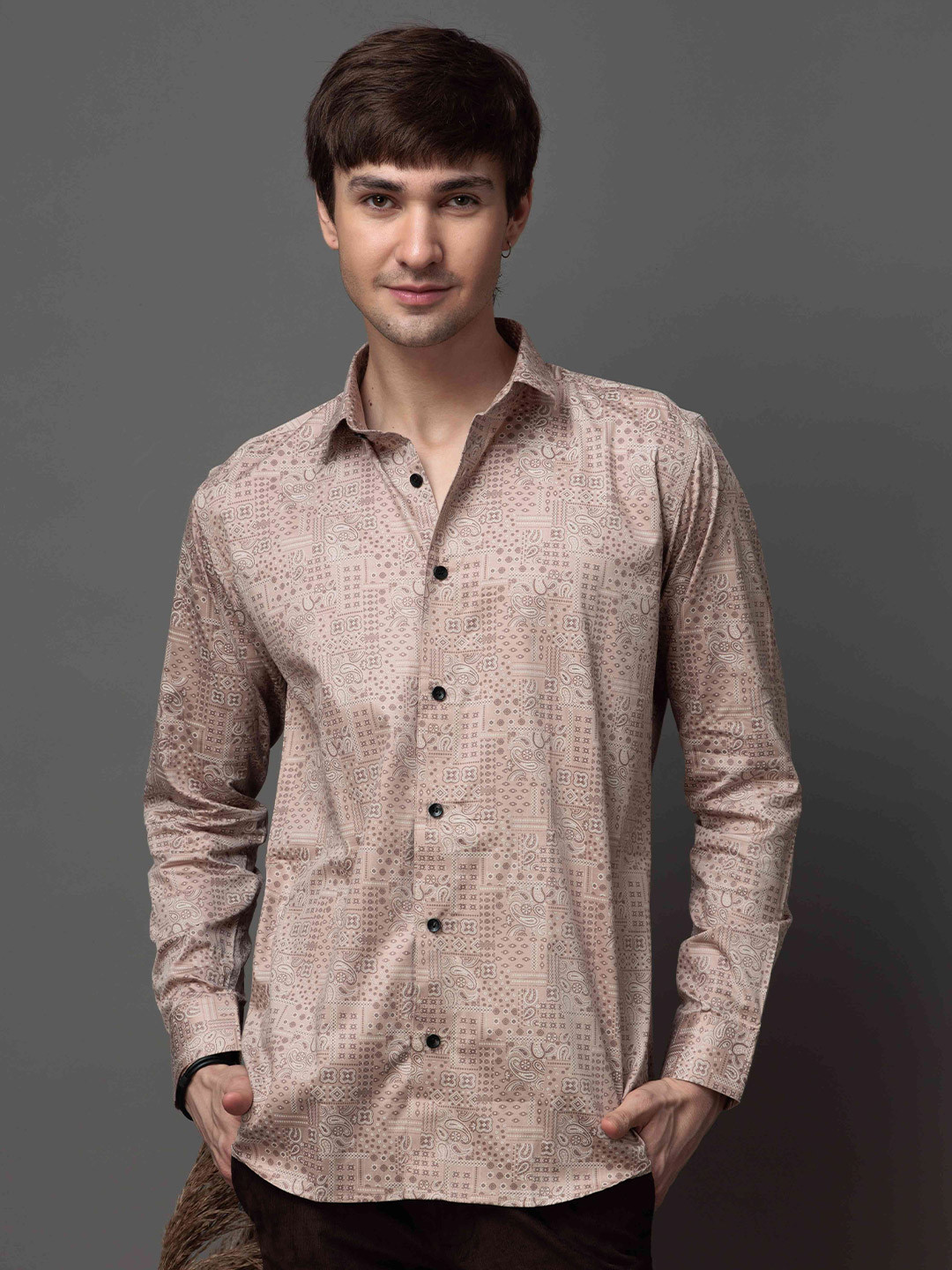 Foomer Men Standard Fit Ethnic Motifs Printed Spread Collar Cotton Casual Shirt