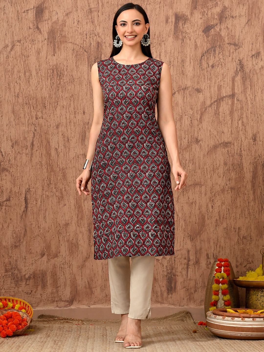 Anouk Rustic Floral Printed Round Neck Straight Pure Cotton Kurta