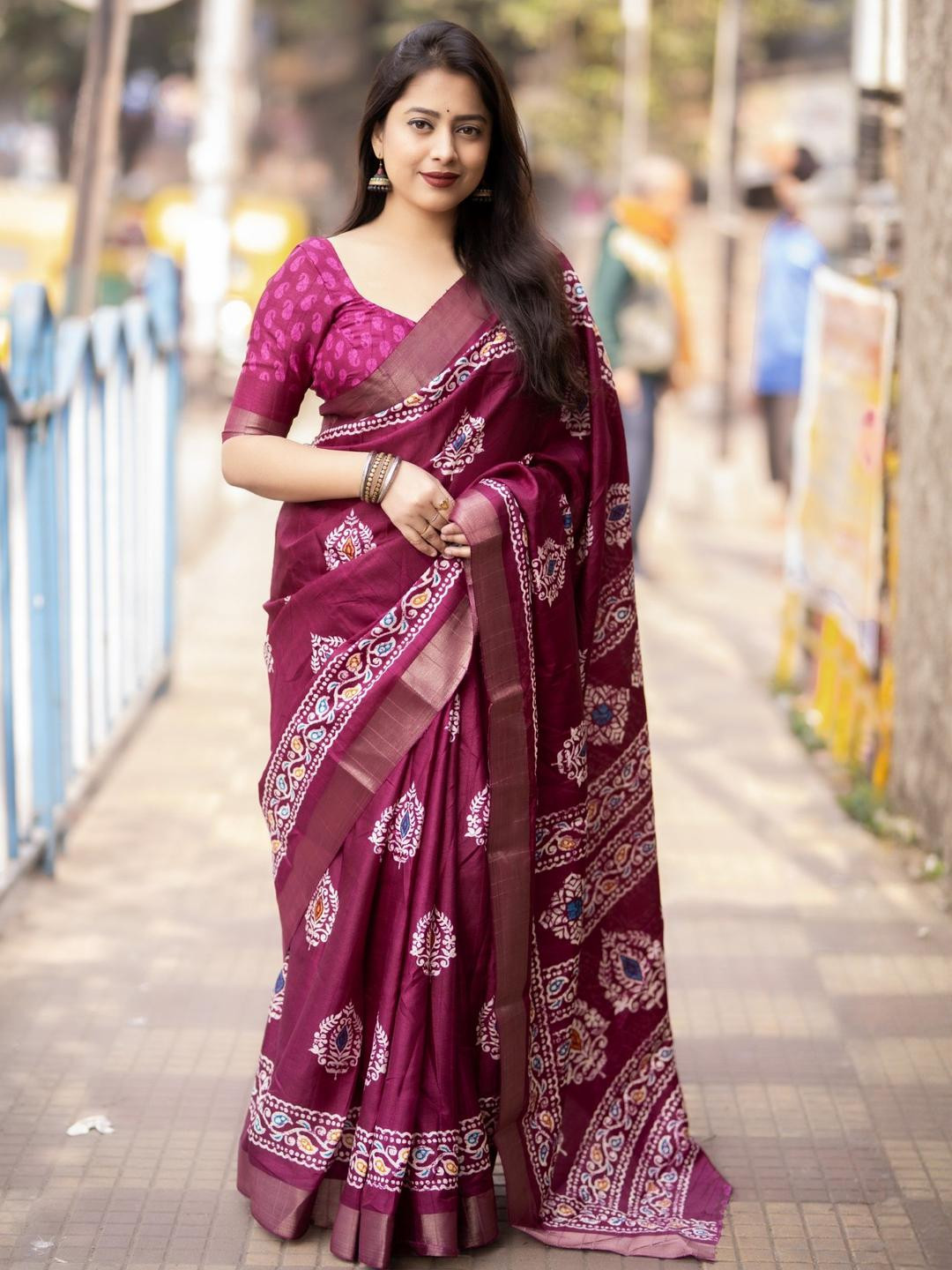 Magenta Soft Slub Silk Batik Printed Saree With Unstitched Blouse Piece