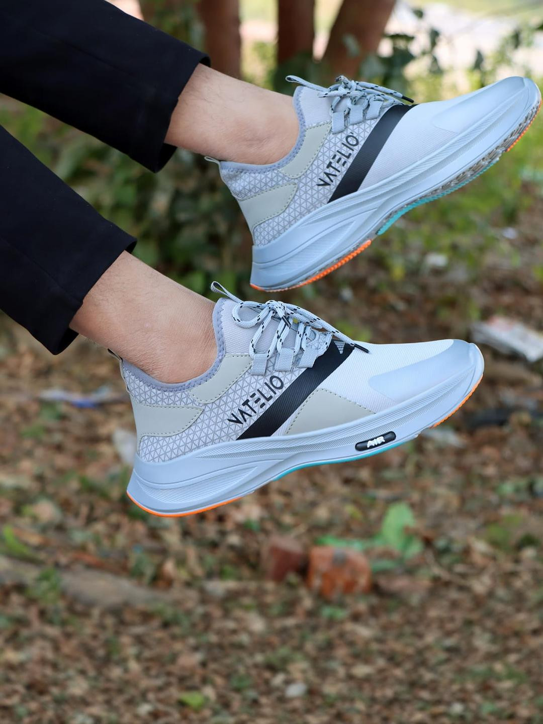 VATELIO Men blue and white Synthetic Running Shoes