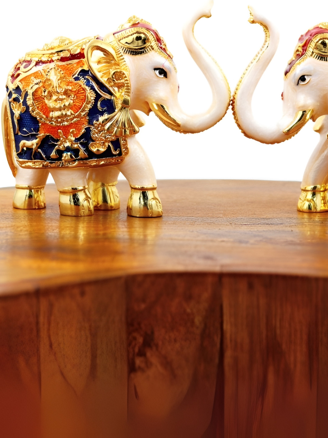 INTERNATIONAL GIFT Gold Toned White 2 Pieces Birds and Animals Figurine Showpieces