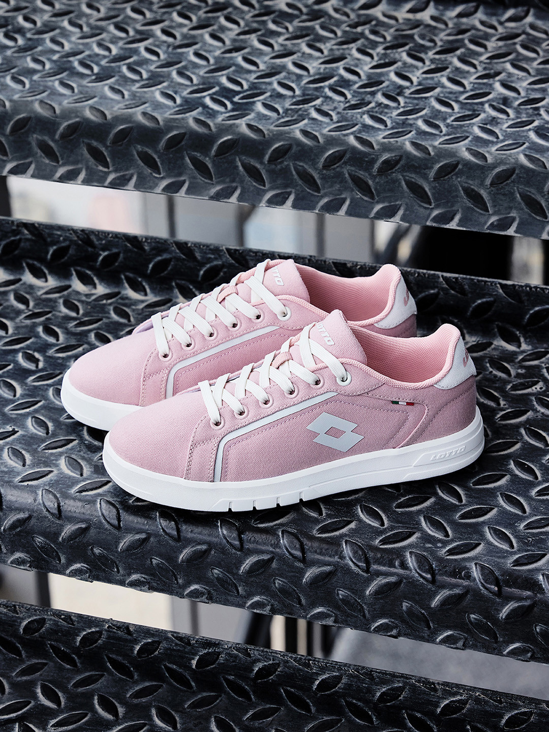 Lotto Women Impulso Vele Pink Sneakers