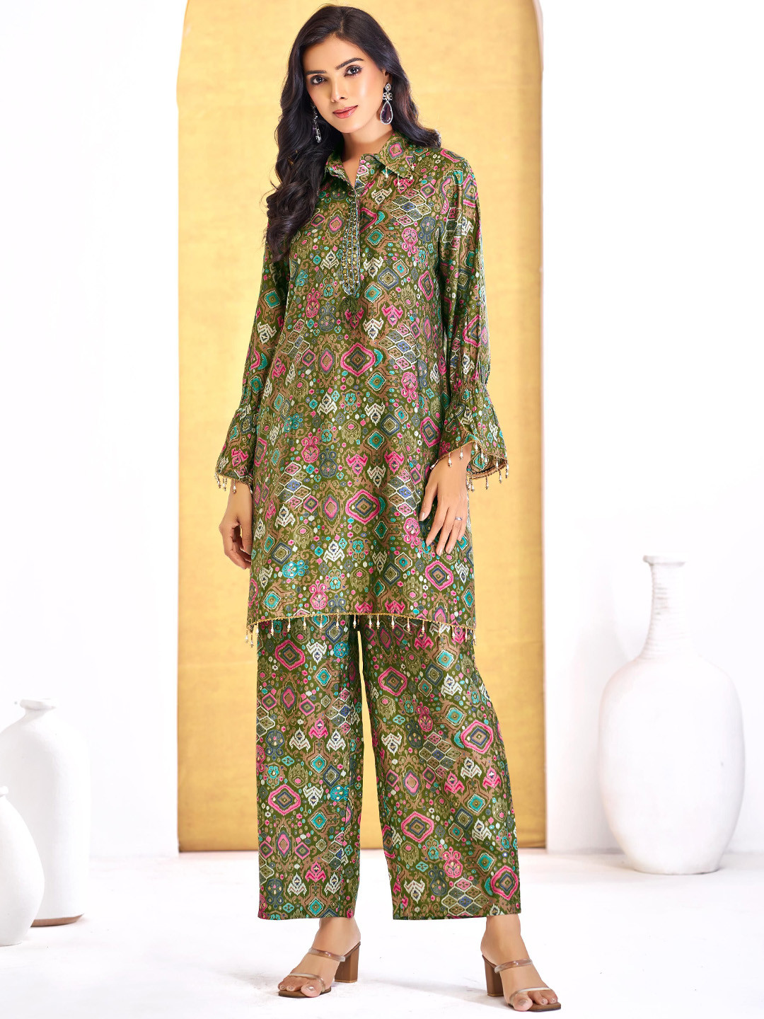 BulBul Albeli Printed Shirt Collar Neck Pure Silk Tunic With Trousers