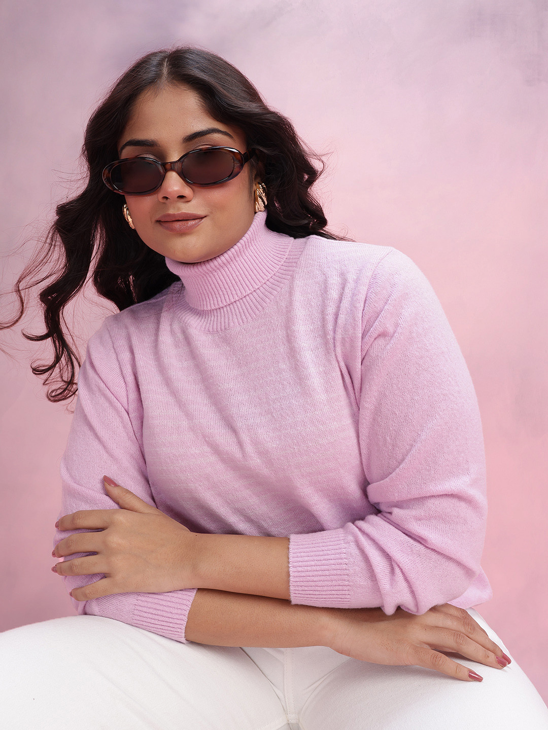 DressBerry Curve Turtle Neck Acrylic Pullover