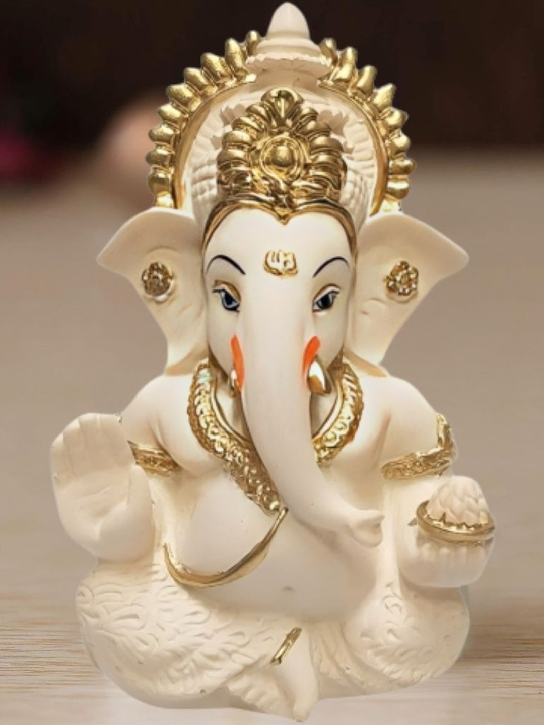 Tiny Shiny White Ganesha Idol Showpiece