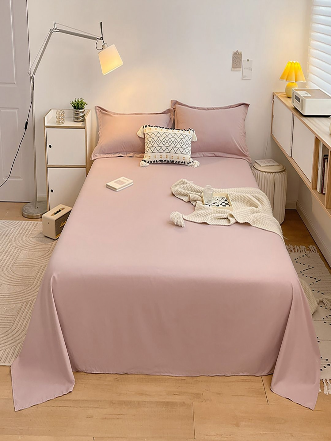 JC HOME Pink 140 TC Queen Size Bedsheet Set 2.0 m x 2.30 m