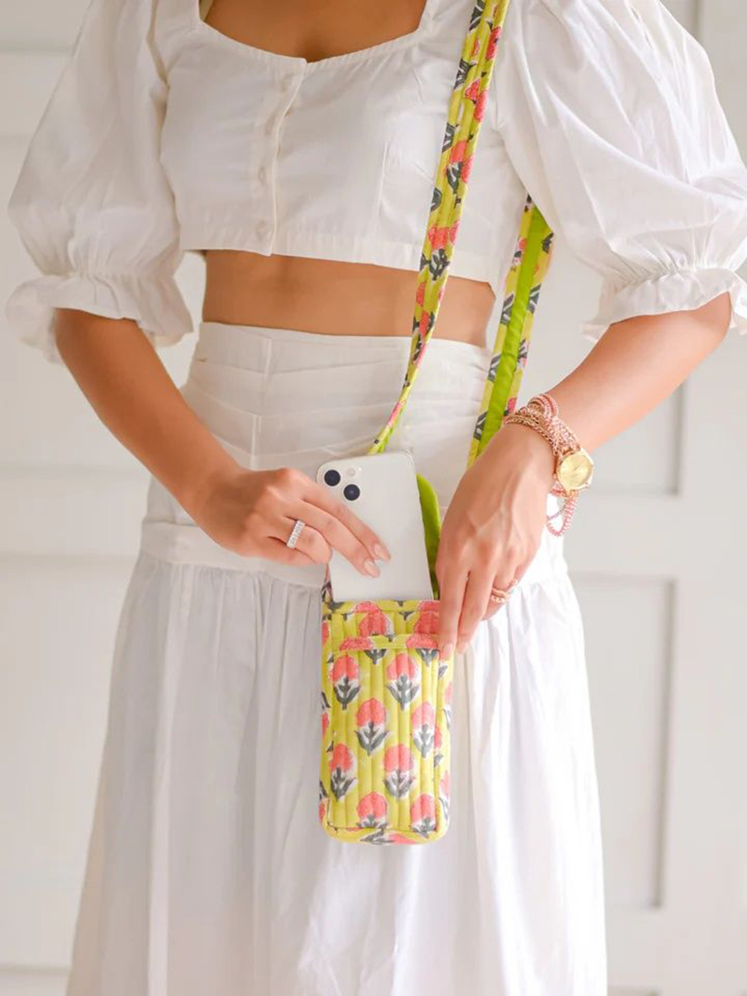 Needles Play Women Floral Printed Sling Pouch Mobile Accessories