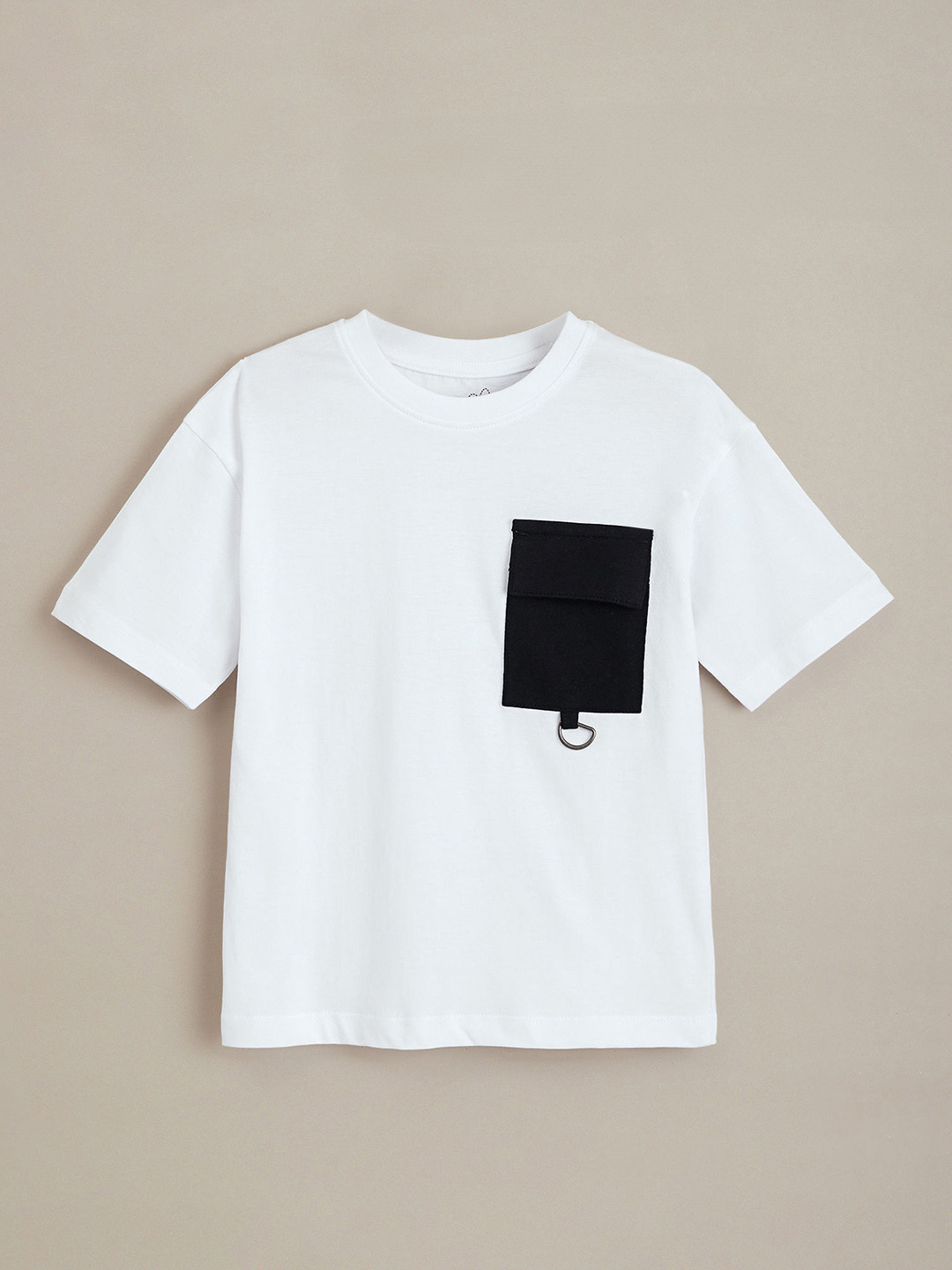 Hopscotch Boys Cotton Round Neck Pockets T-shirt