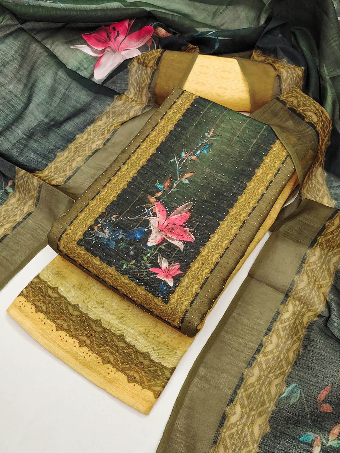 TAVAS Floral Printed Linen Beads And Stones Unstitched Dress Material