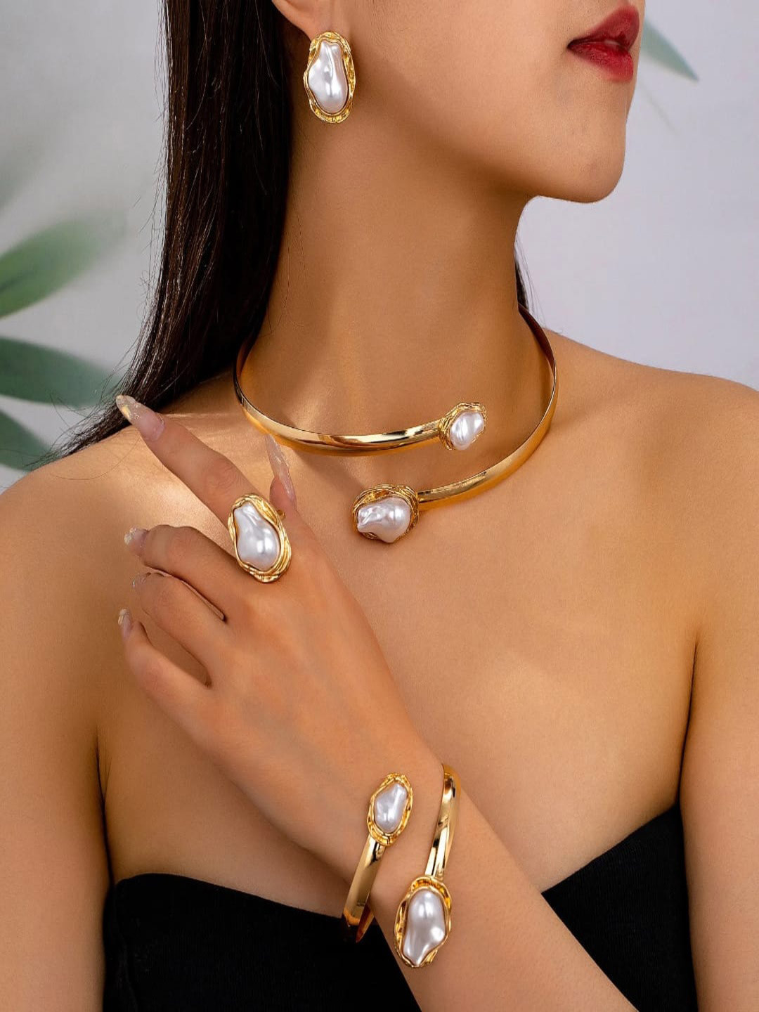 ROYAL NEEDS Gold Plated Pearls Studded Jewellery Set