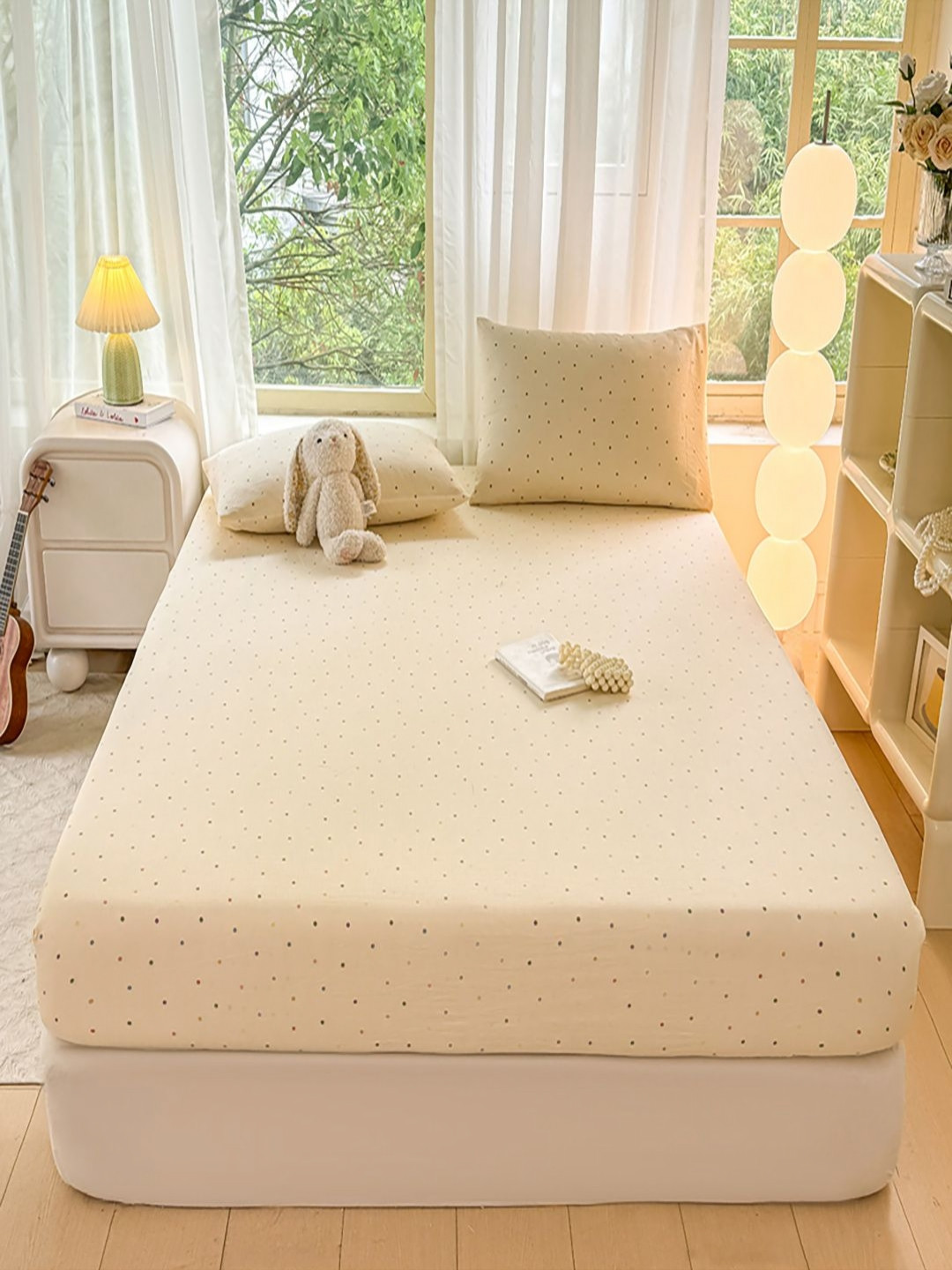 JC HOME Beige Polka Dot 140 TC King Bedsheet - 1.8 m x 2 m