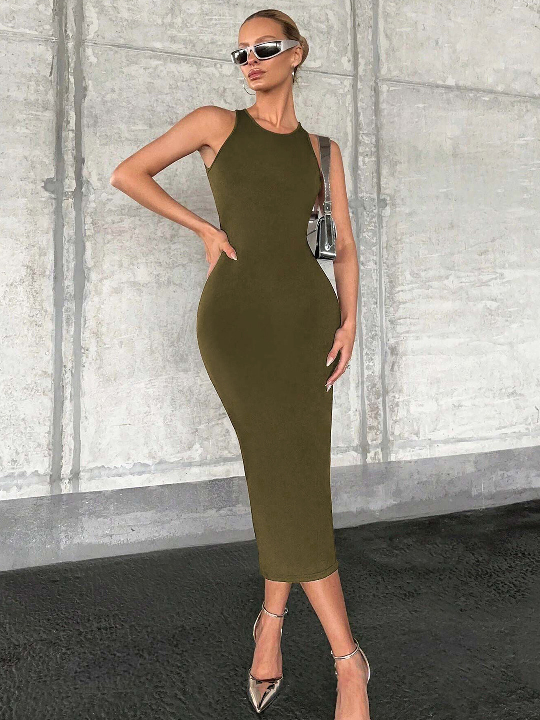 Olive Green Solid Round Neck Bodycon Maxi Dress