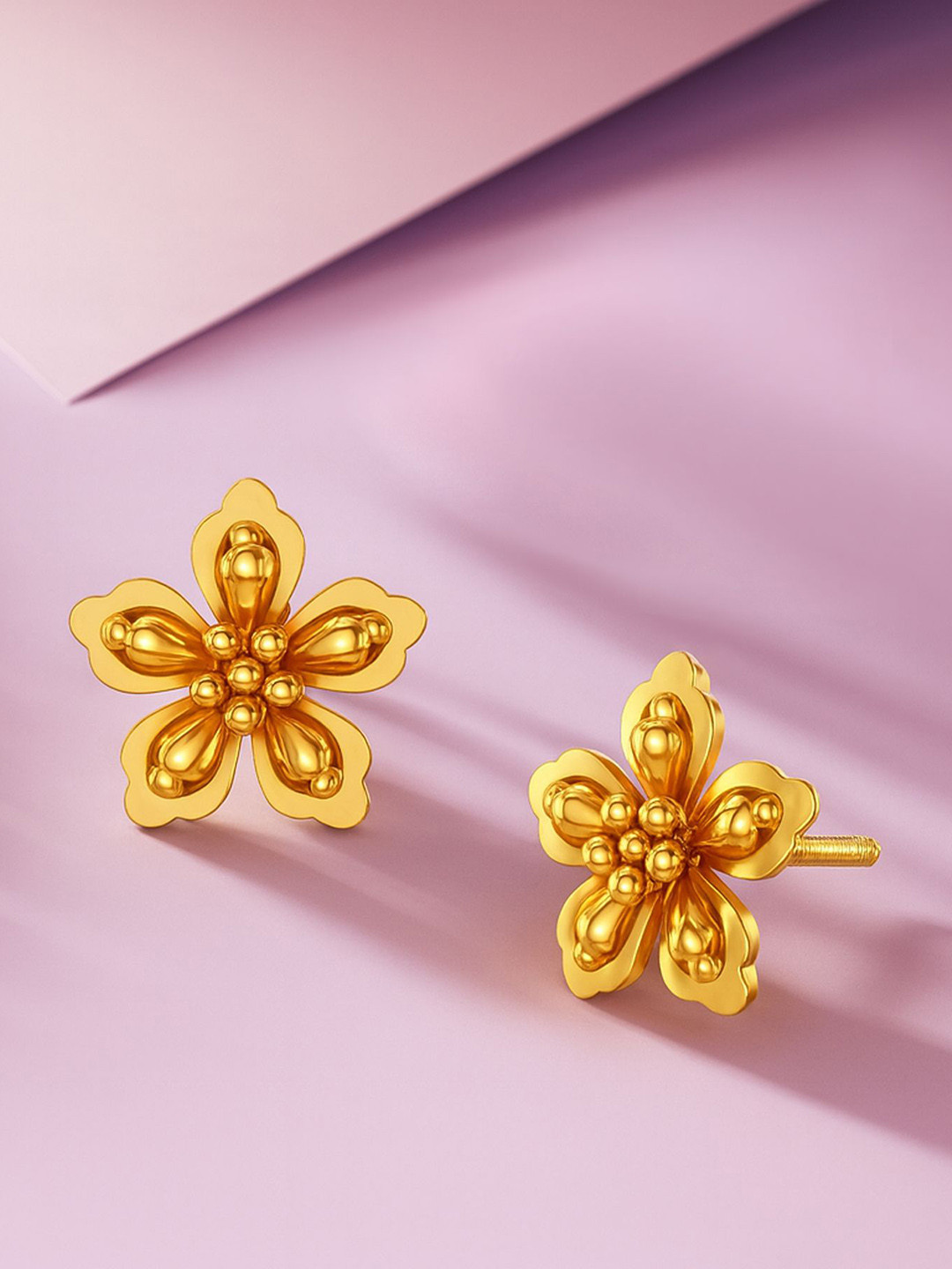 KISNA DIAMOND AND GOLD JEWELLERY 18KT Florentia Earrings Gold -3.02g