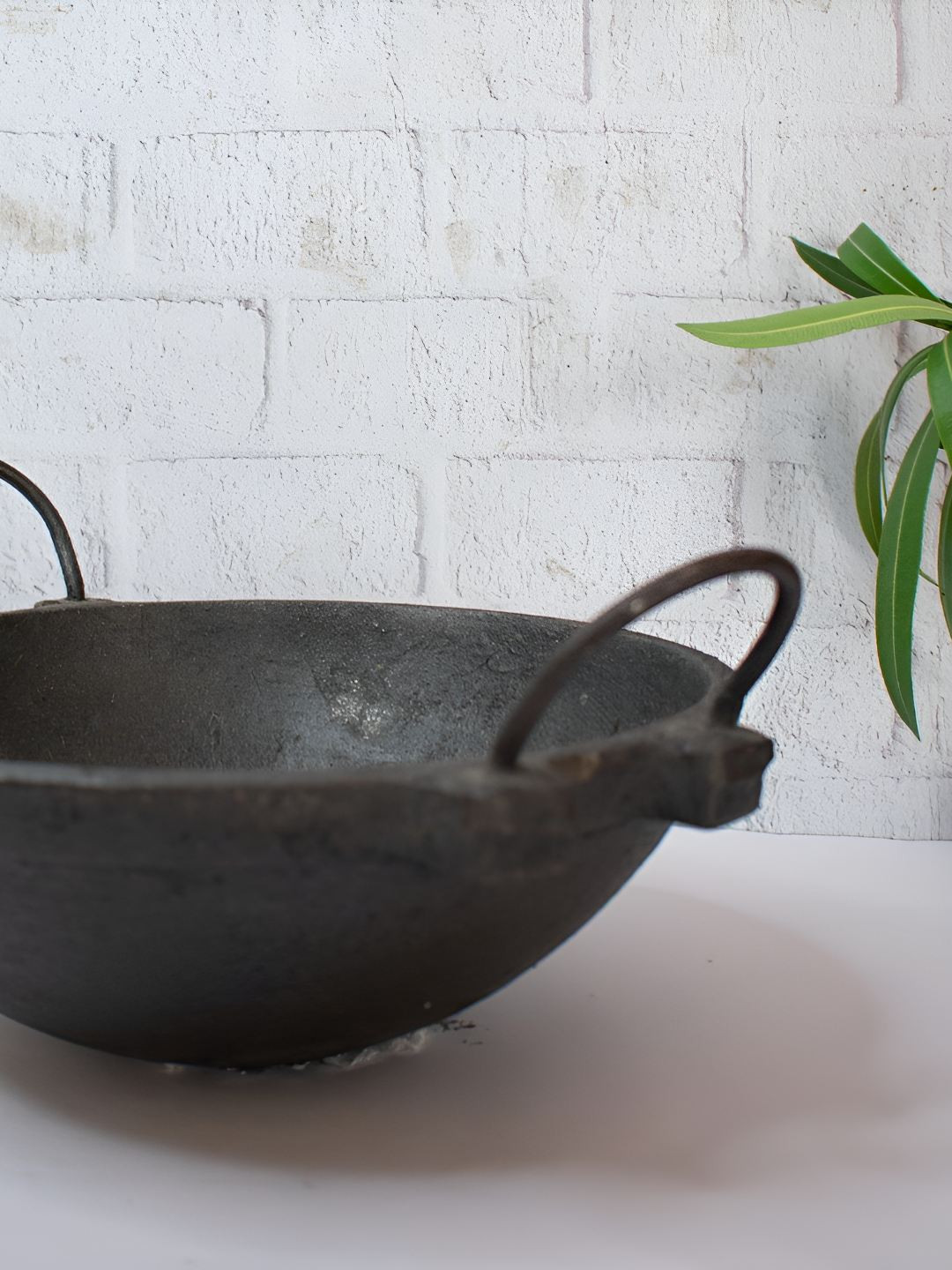 zishta Black Cast Iron Easy to Clean Serving Kadhai