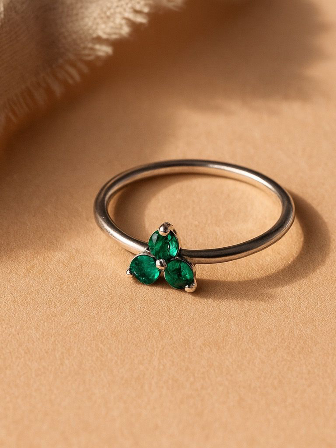 Anushka Jain Jewellery 925 Sterling Silver Silver-Plated CZ-Studded Emerald Trio Ring