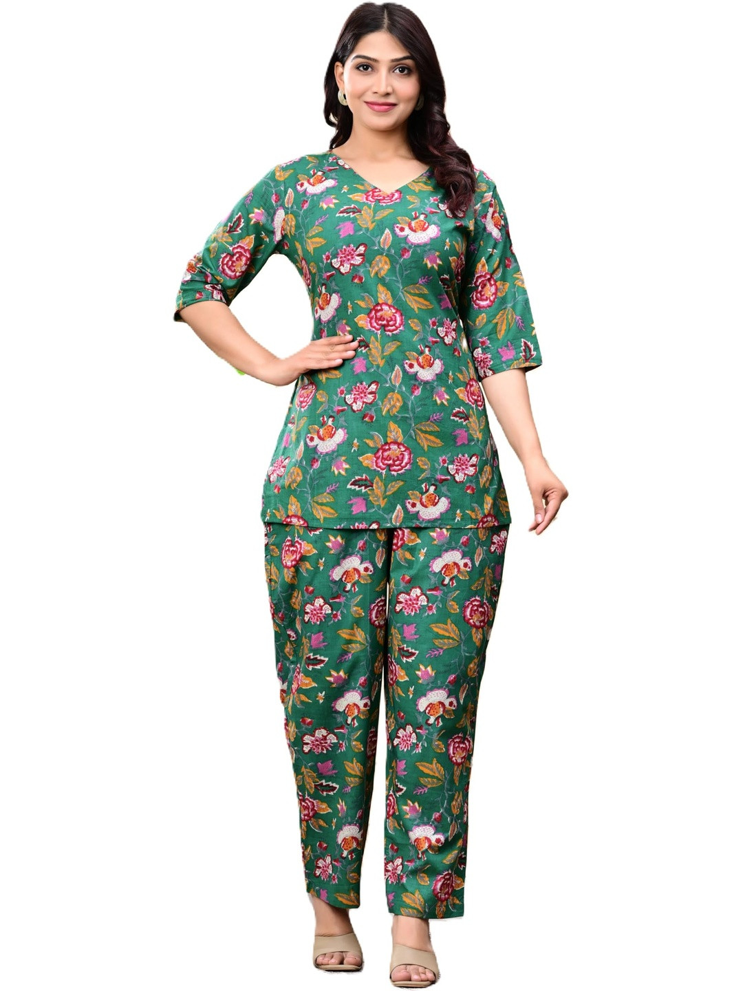 PUSHPRAJ FASHION Women's Floral Print Cotton Kurti & Pant Set || 3/4 Sleeve Top With Pants For Girls (IN, Alpha, L, Regular, Green)