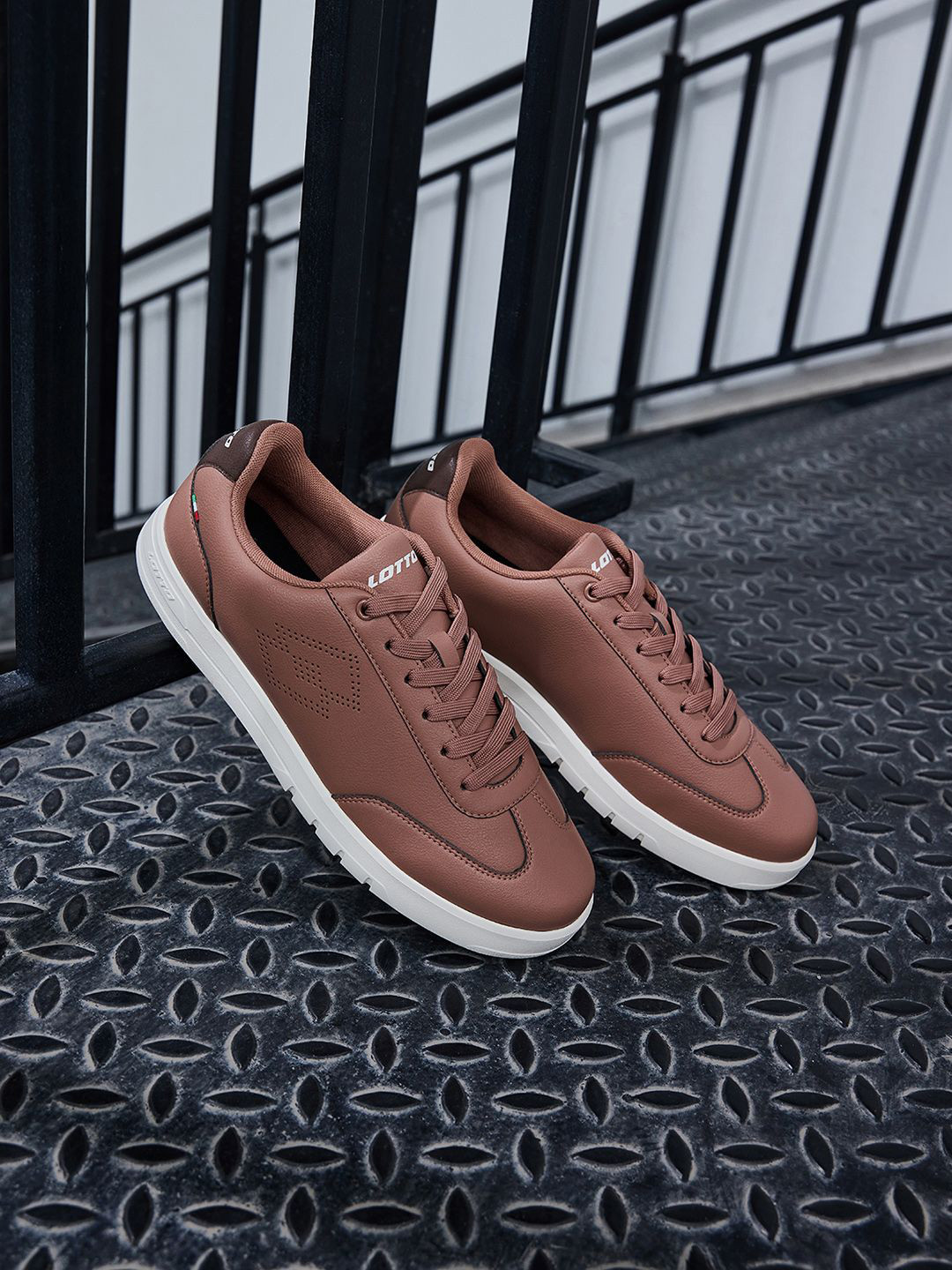 Lotto Men Impulso Citta Brown Sneakers