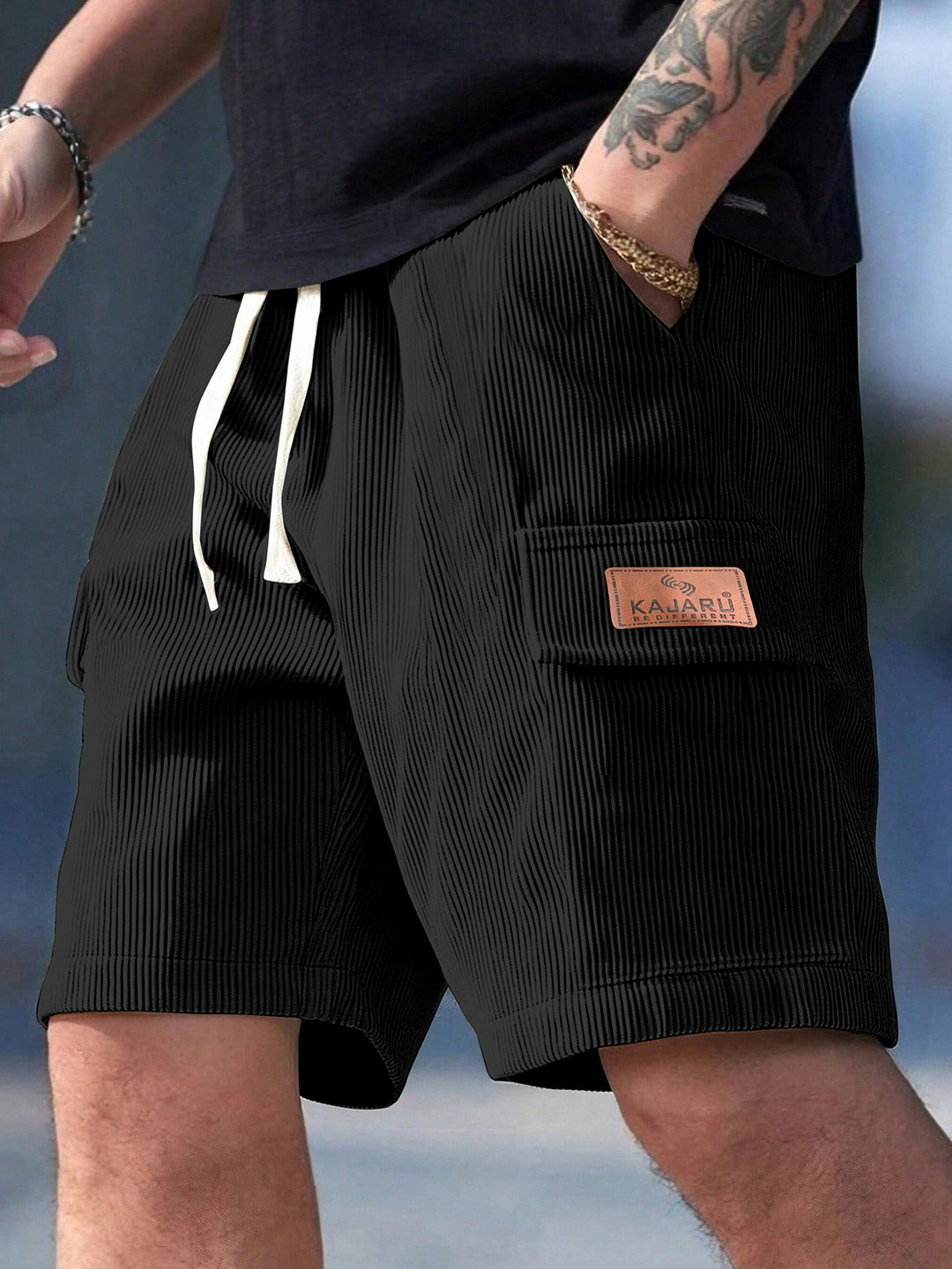 KAJARU Men Striped Slim Fit Cargo Shorts