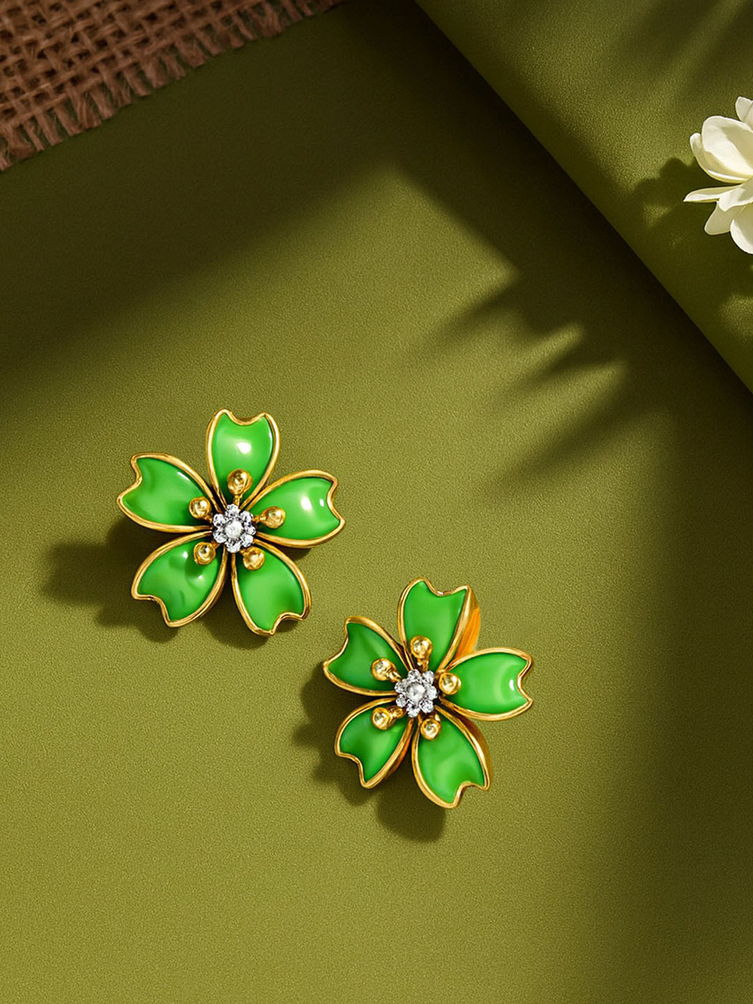 KISNA DIAMOND AND GOLD JEWELLERY Women Floressa 14KT Gold Earring -2.15  g