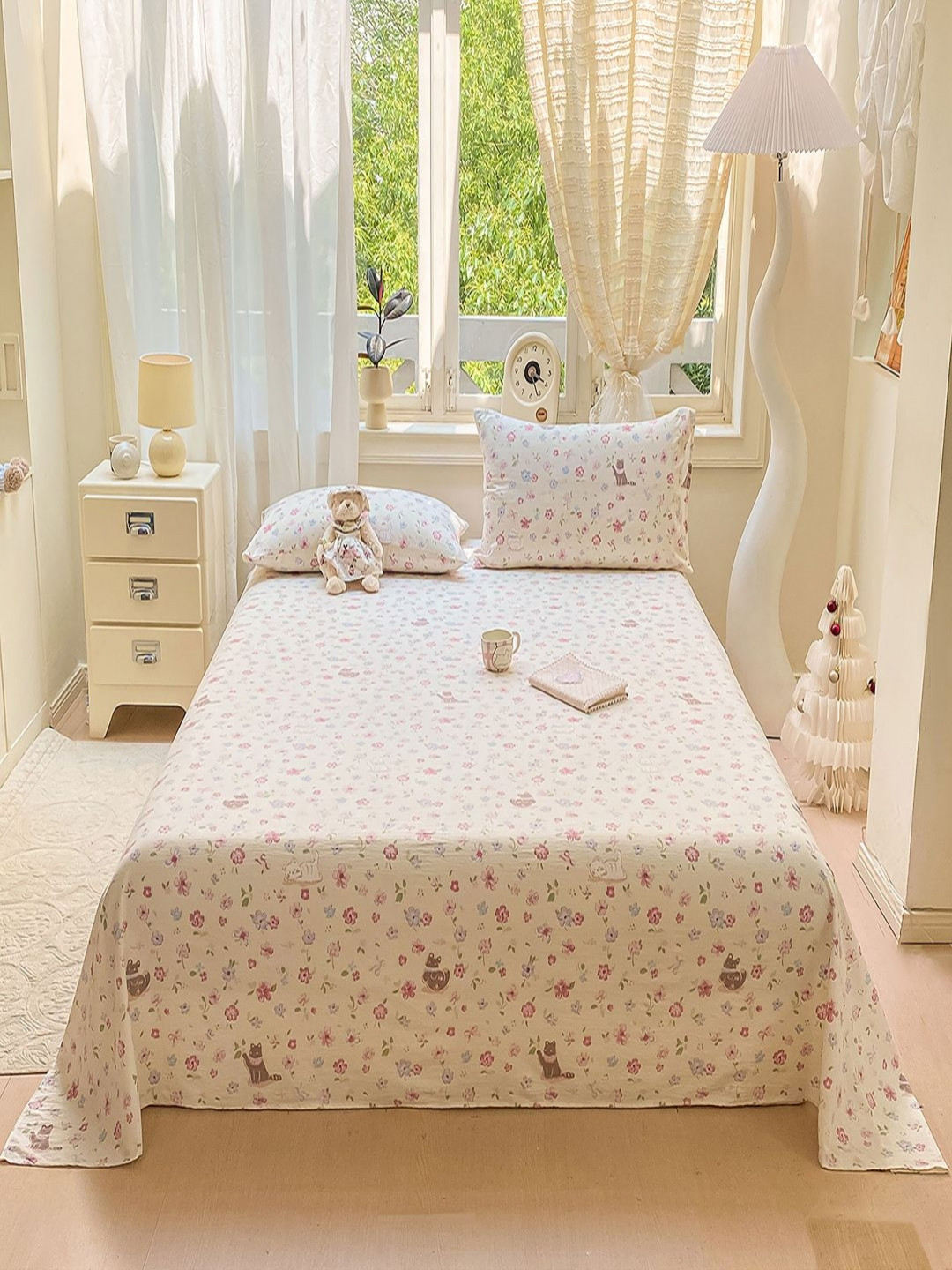 JC HOME Cream-Coloured 140 TC Single Bedsheet - 1.6 m x 2.3 m