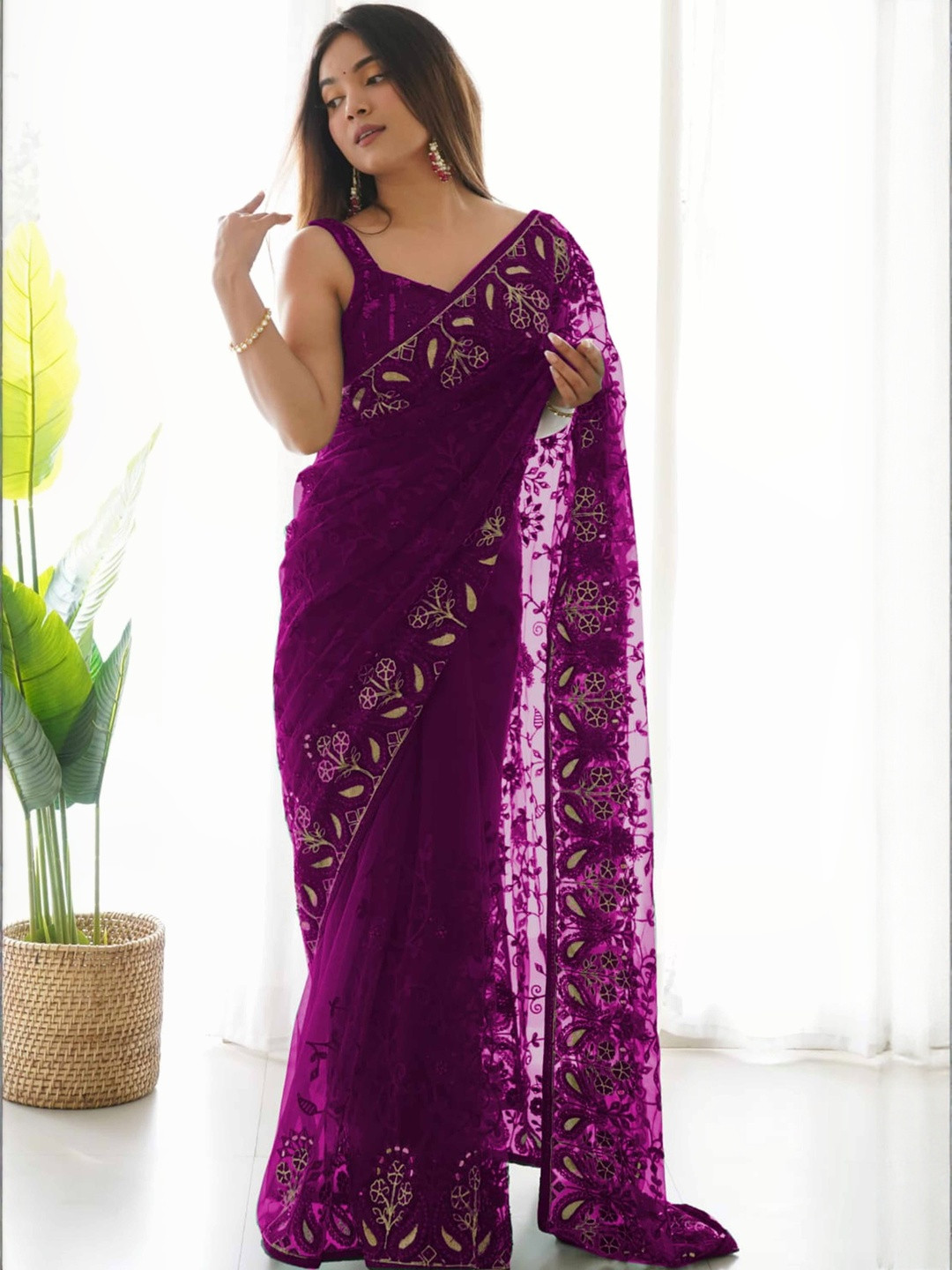 Purple Floral Thread Embroidery Net Saree With Unstitched Blouse Piece