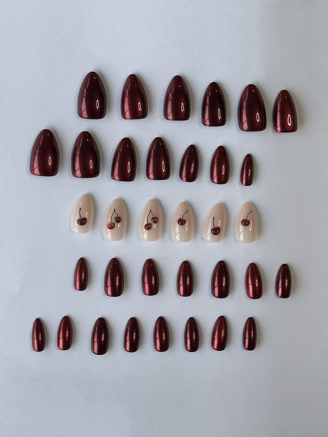 MESMERAYZ Set Of 24 Stick On Artificial Nails With Nail Buffer & Manicure Stick