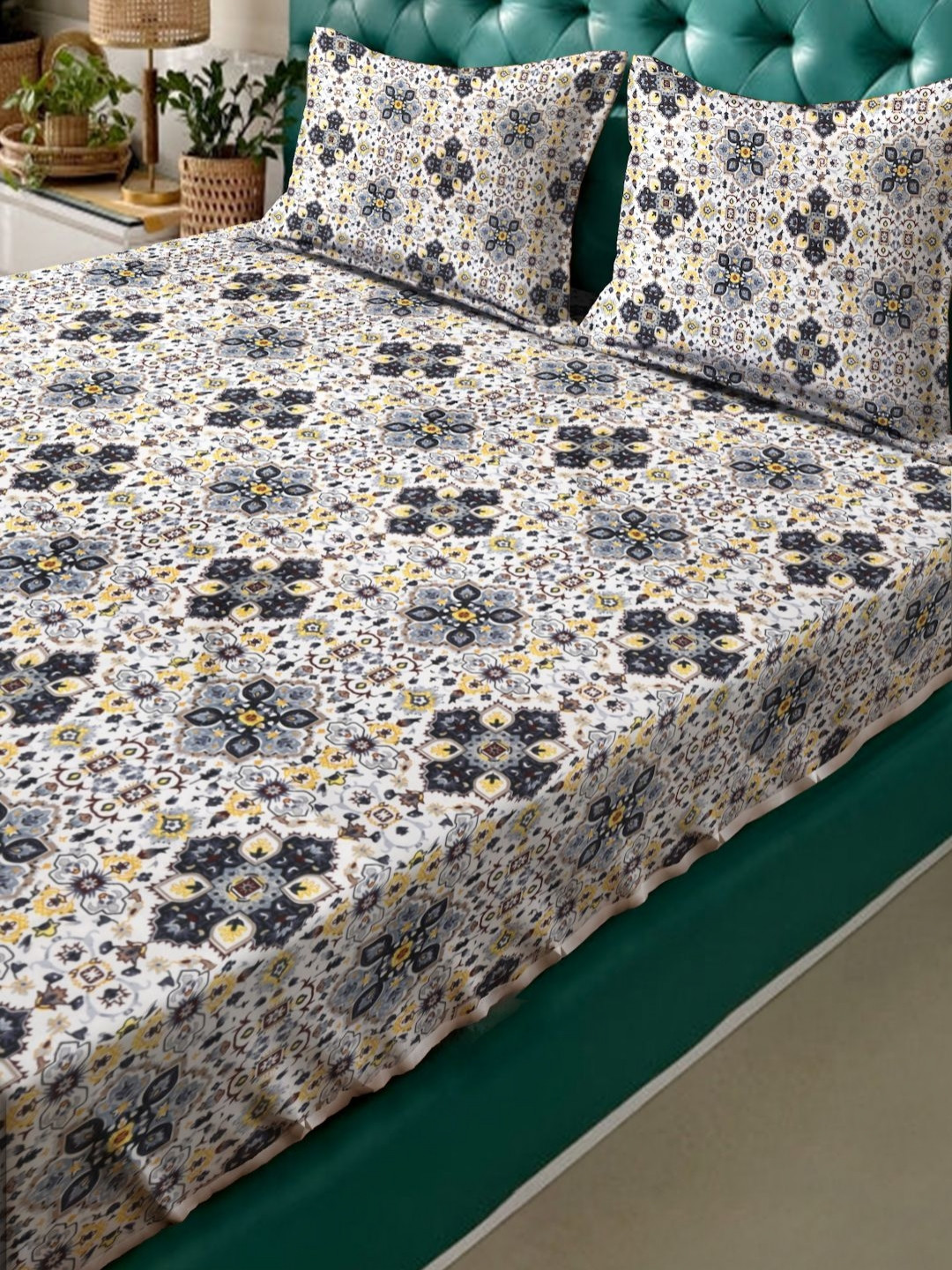 Ackross White & Yellow Floral Printed 144 TC Queen Bedsheet 2.25 m X 2.54 m