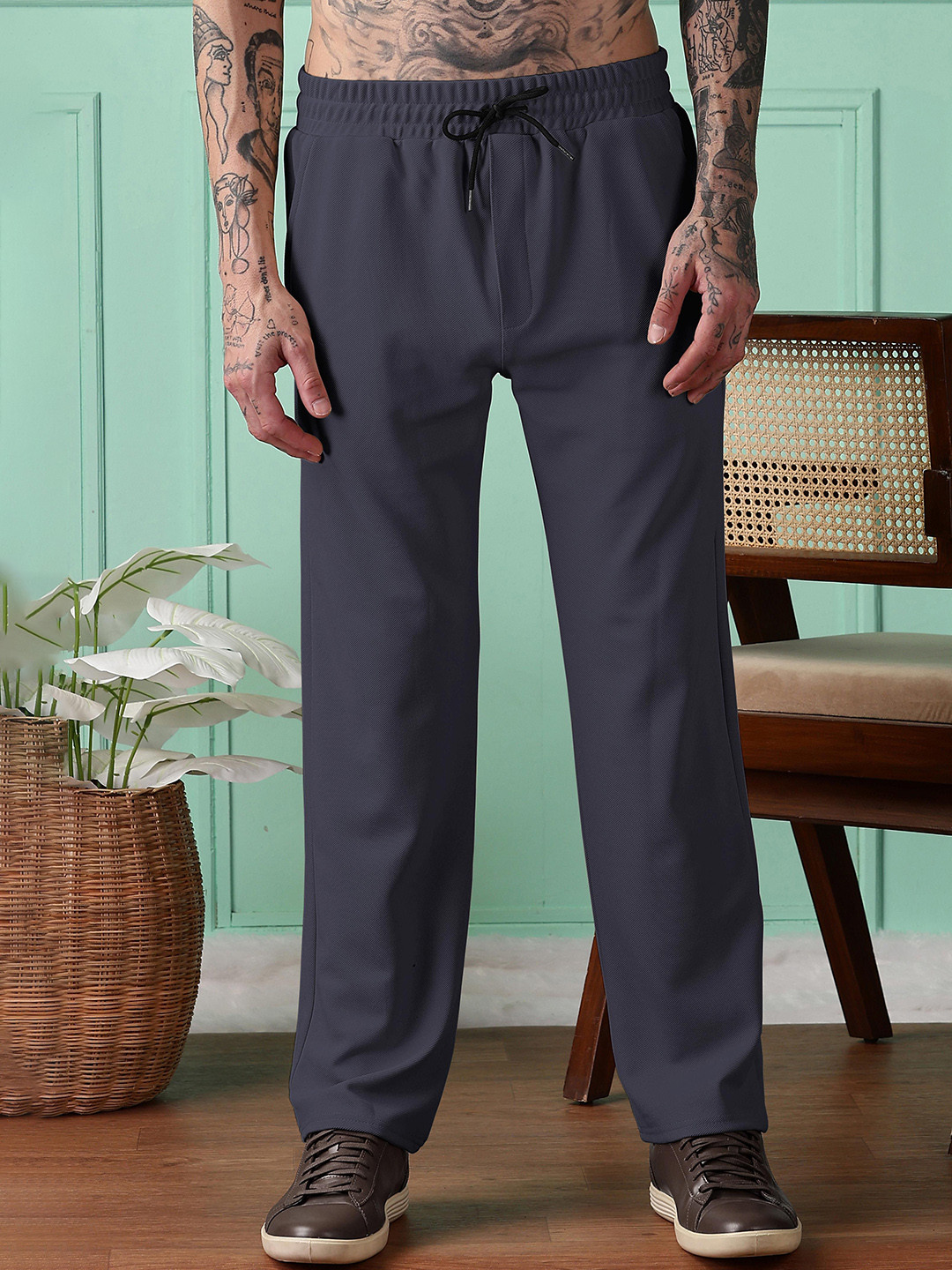 MaverIQ Men Straight Relaxed Fit Mid Raise Track Pant