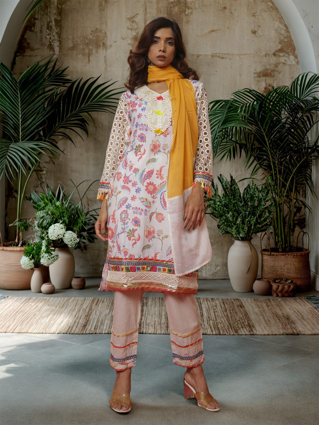 Sangria Floral Printed V Neck Thread Wrok Straight Kurta & Trouser With Dupatta