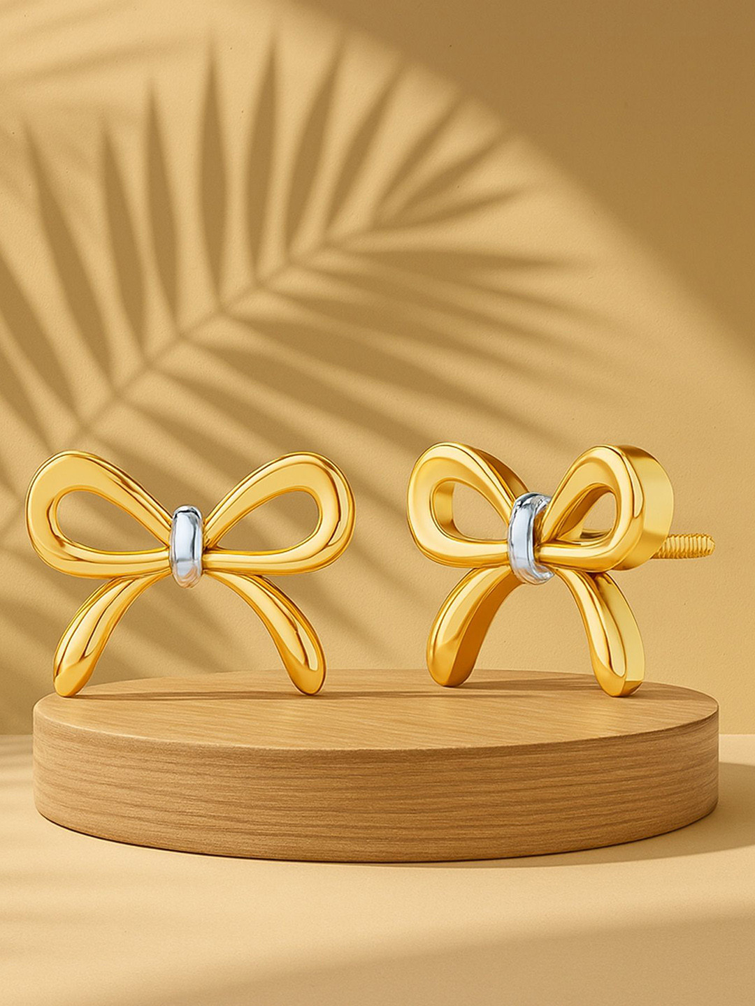 KISNA DIAMOND AND GOLD JEWELLERY Women Pretty Bow 14KT Gold Earring -1.66 g