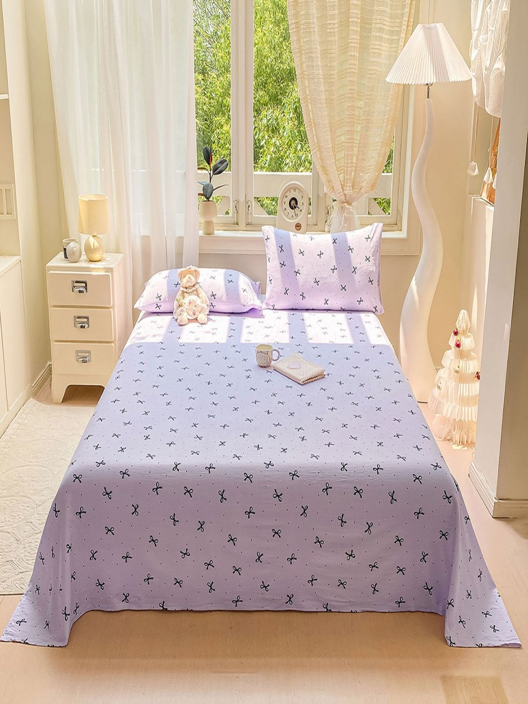 JC HOME Purple Graphic 140 TC Double King Bedsheet Set 2 m x 2.30 m