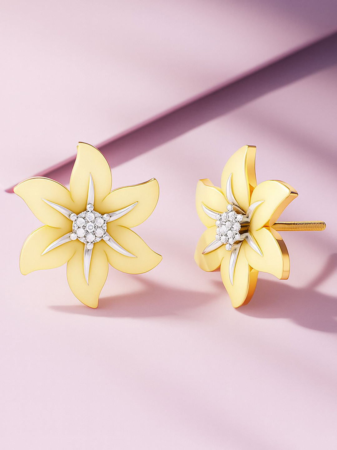 KISNA DIAMOND AND GOLD JEWELLERY 14Kt Glorious Floret Gold Earrings - 2.64g