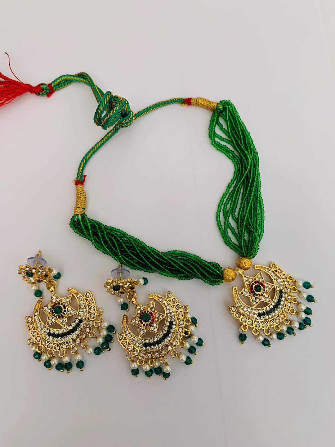 Maruti Rajasthan Gold-Plated Stone-Studded & Beaded Necklace & Earrings