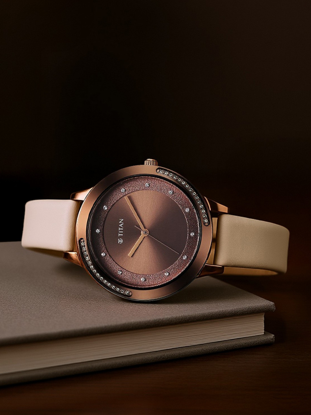 Titan Women Brass Embellished Dial & Leather Straps Analogue Watch 2764QL01