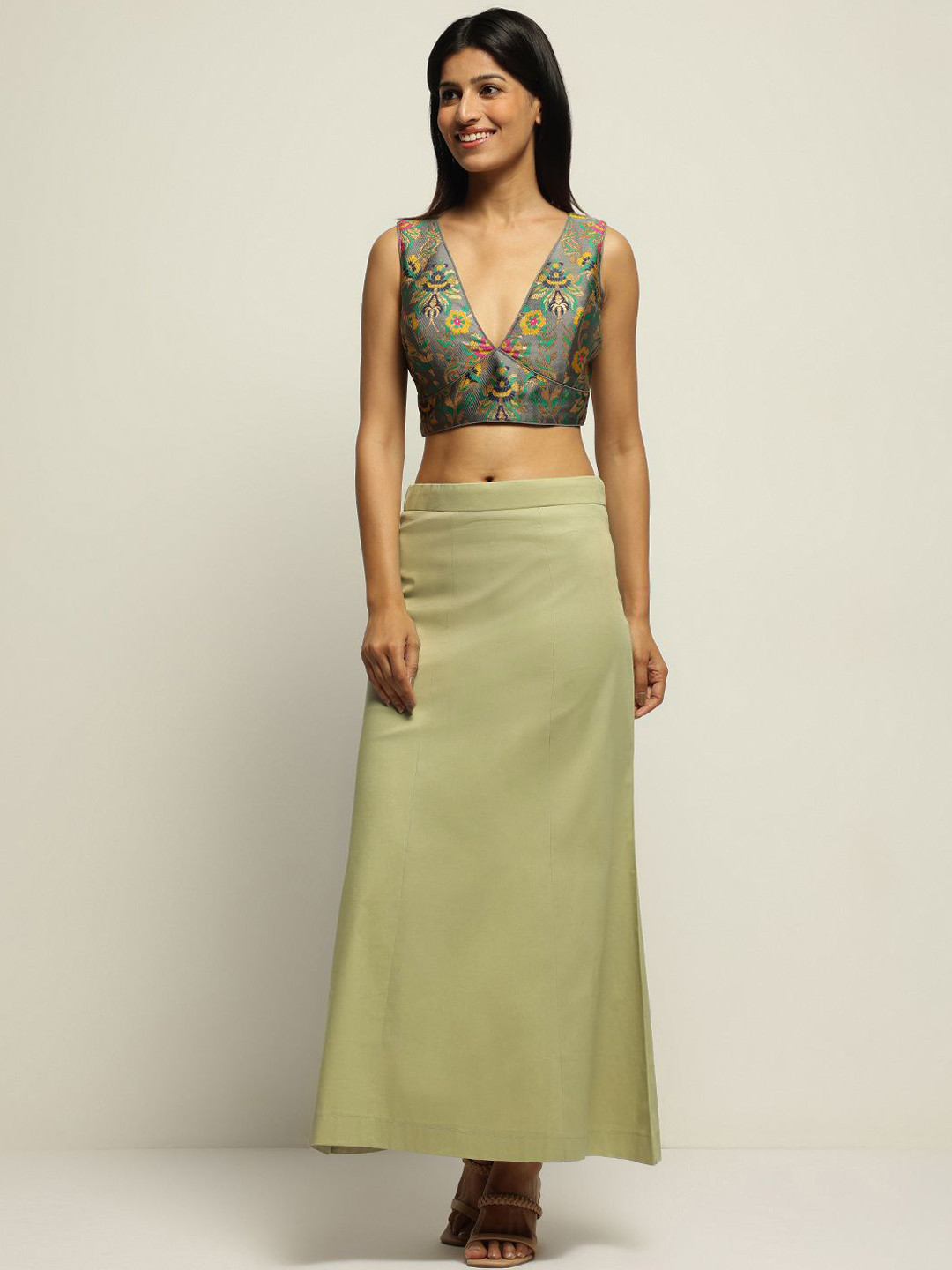 SAREESHADOW Mid-Rise Flared Saree Shapewear