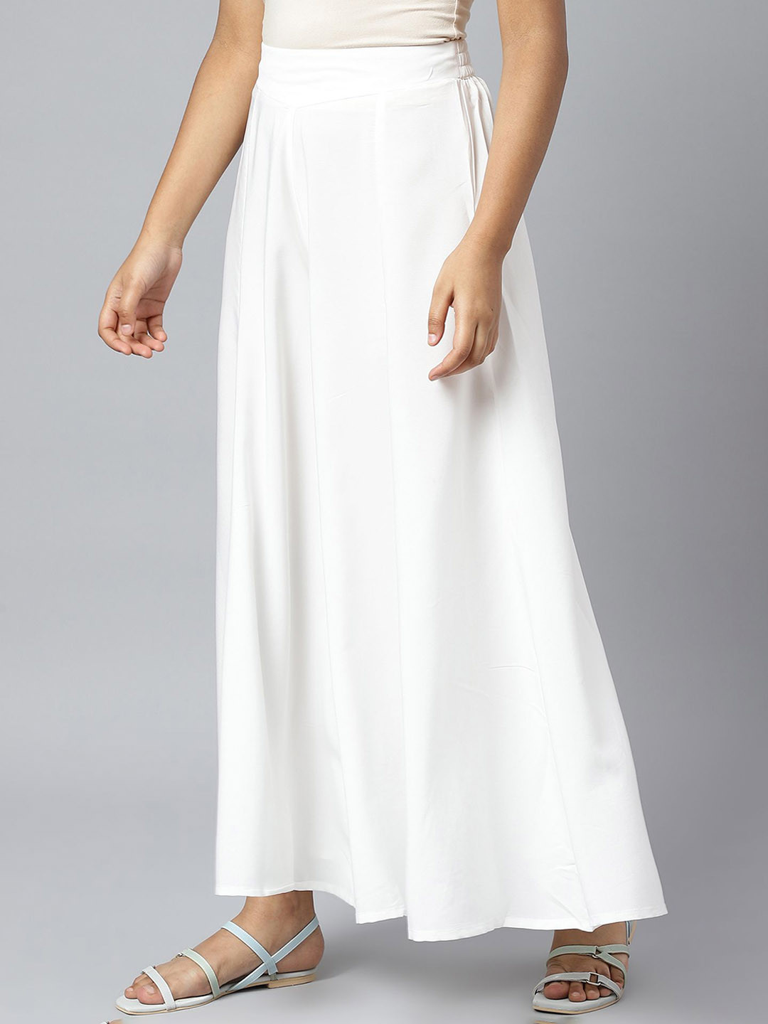 AURELIA Women Checkered Straight Kurta and Palazzo Set