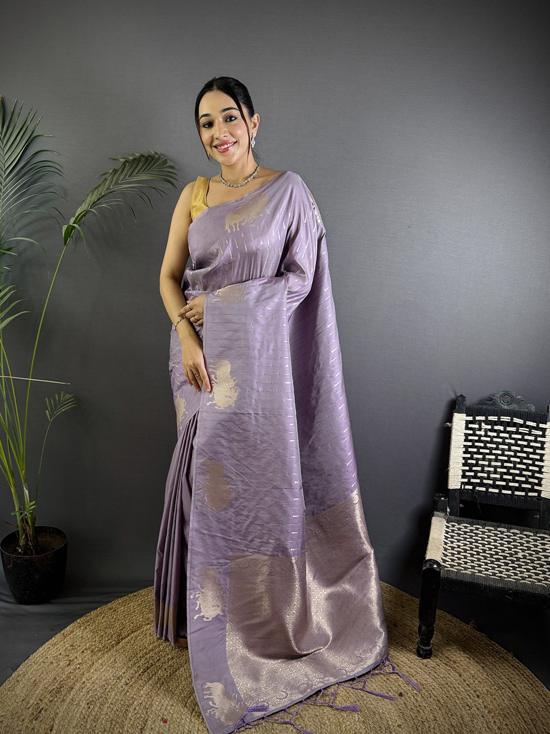 Mitera Woven Design Zari Lichi Silk Two Tone Saree