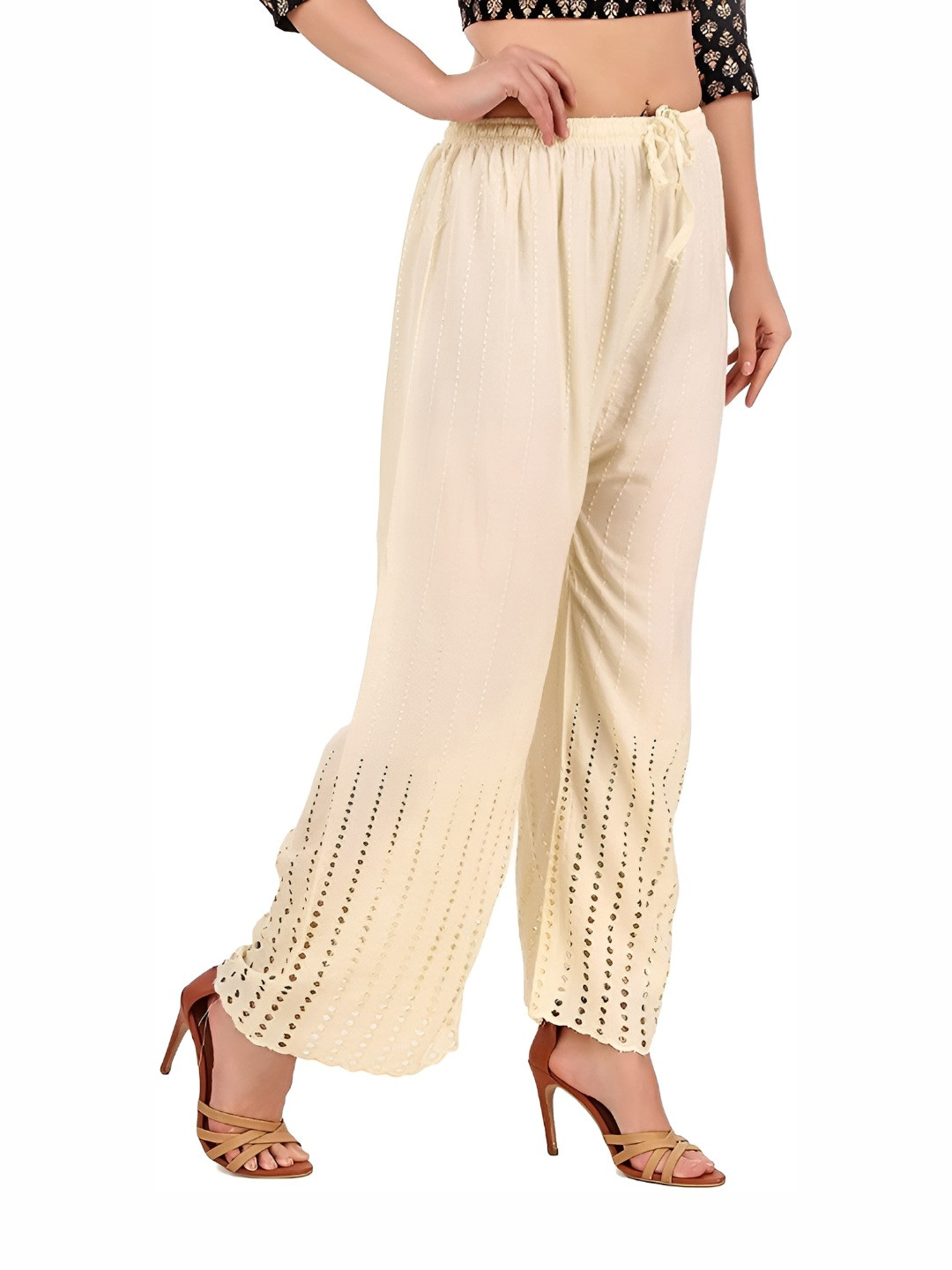 MIXFIT Women Embroidered Relexed Fit Trousers