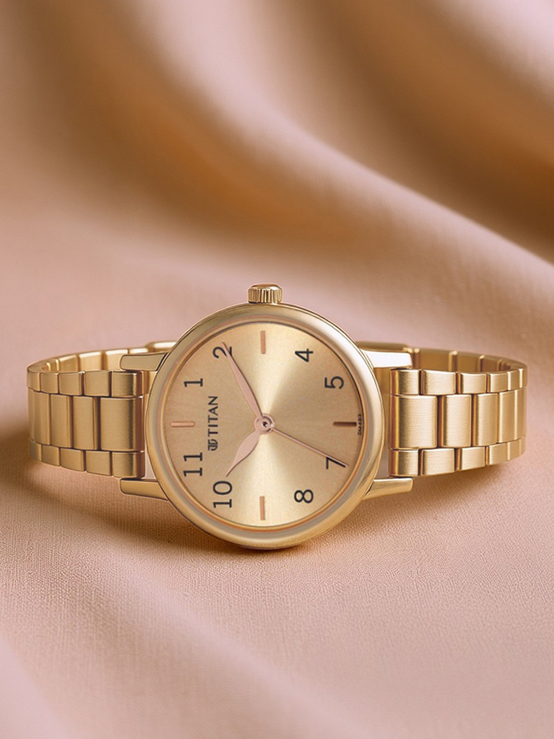 Titan Women Brass Dial & Stainless Steel Straps Analogue Watch 2678WM01