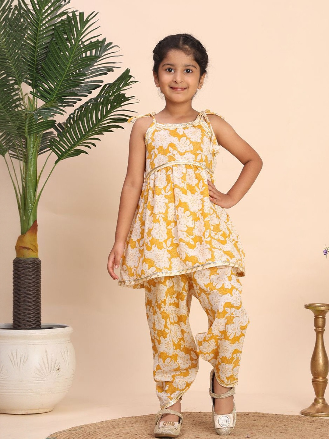Cutiekins Girls Floral Printed Regular Gotta Patti Kurta with Dhoti Pants