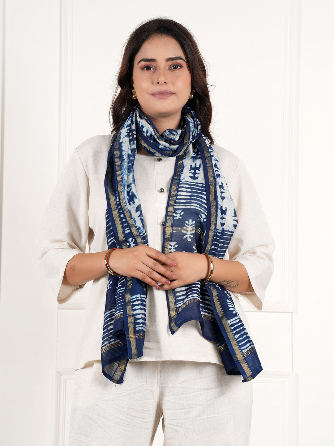 Style Shoes Women Silk Printed Stole