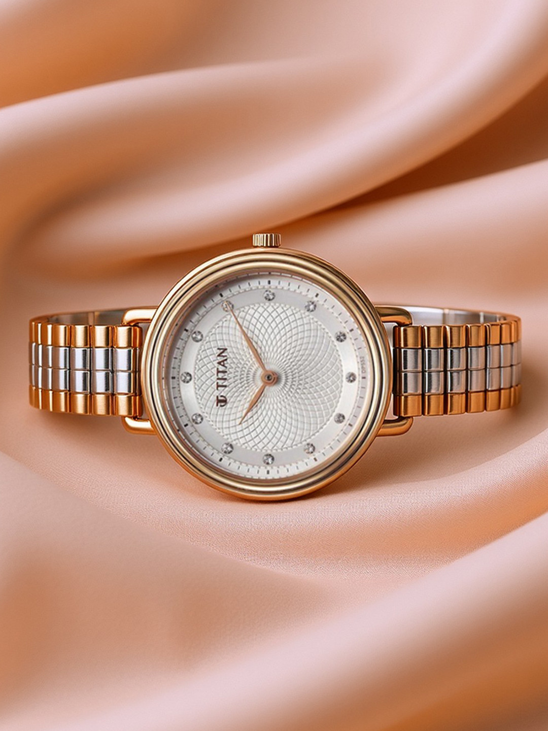 Titan Women Embellished Bracelet Style Straps Analogue Watch 95244KM01