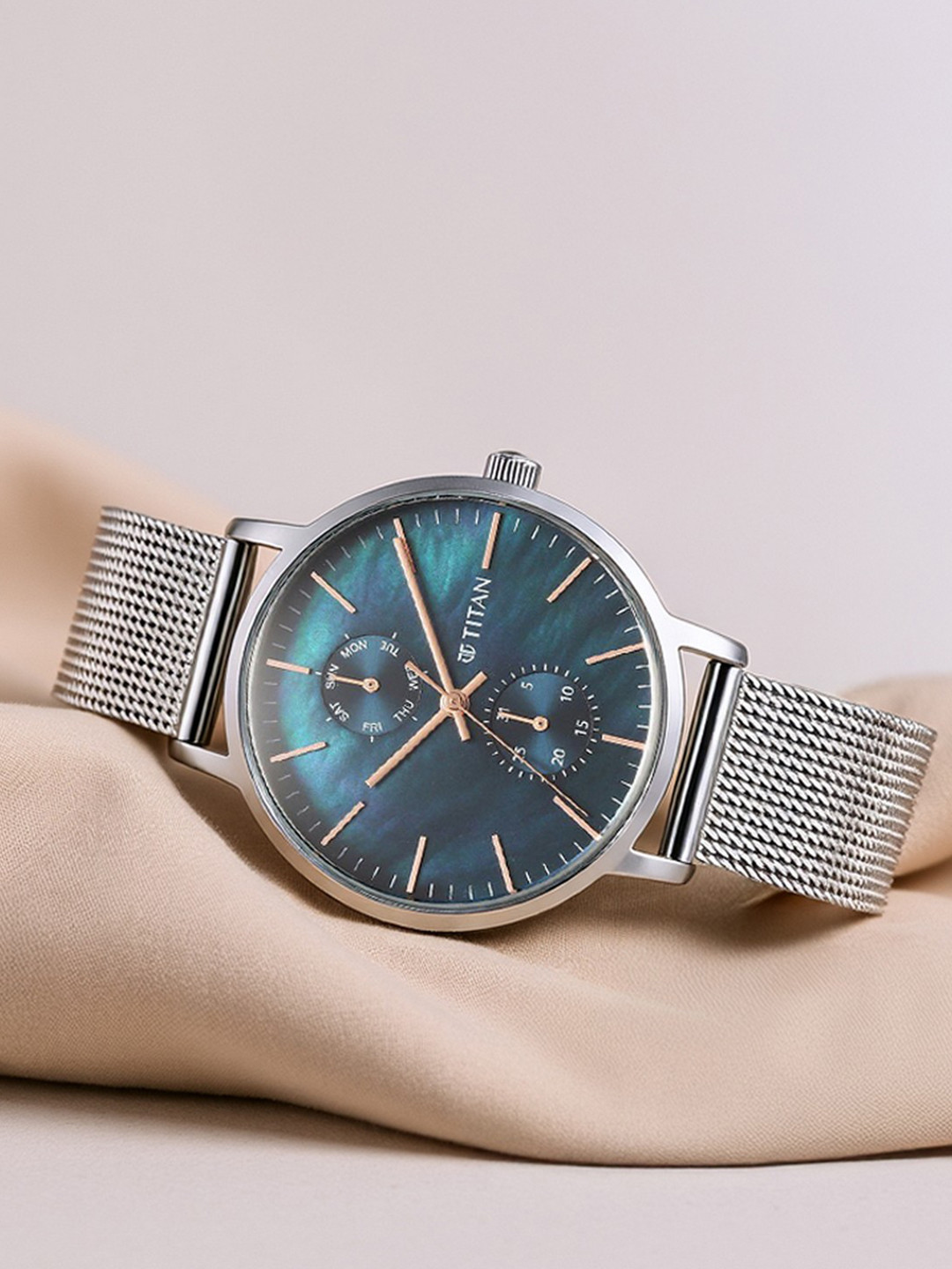 Titan Women Stainless Steel Bracelet Style Straps Analogue Watch 95143SM01