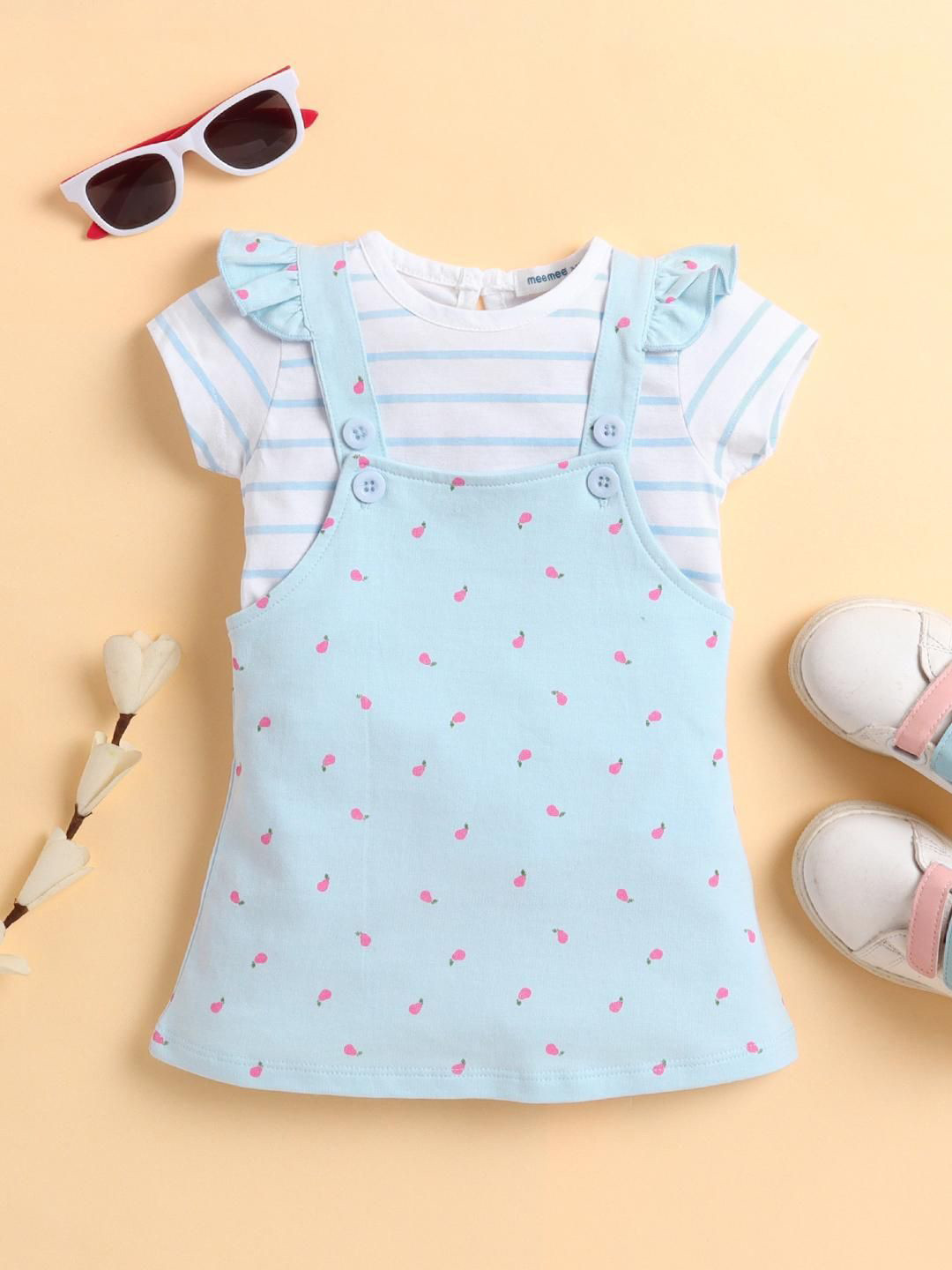 MeeMee Girls Printed Flutter Sleeves Pinafore Dress