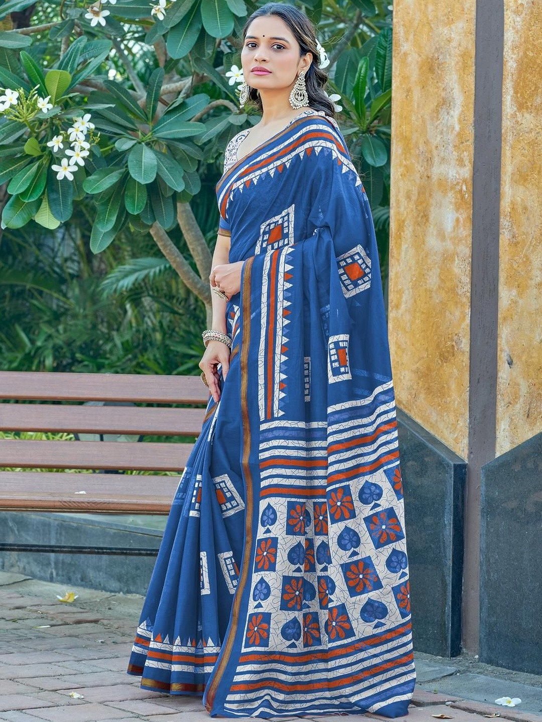 HAND BLOCK PRINT WITH HEVAY ZARI BODAR SAREES
