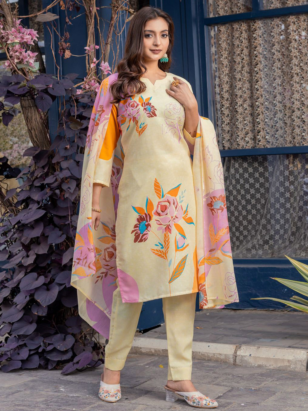 FANCYNINE Women Floral Printed Kurta with Trousers &  Dupatta
