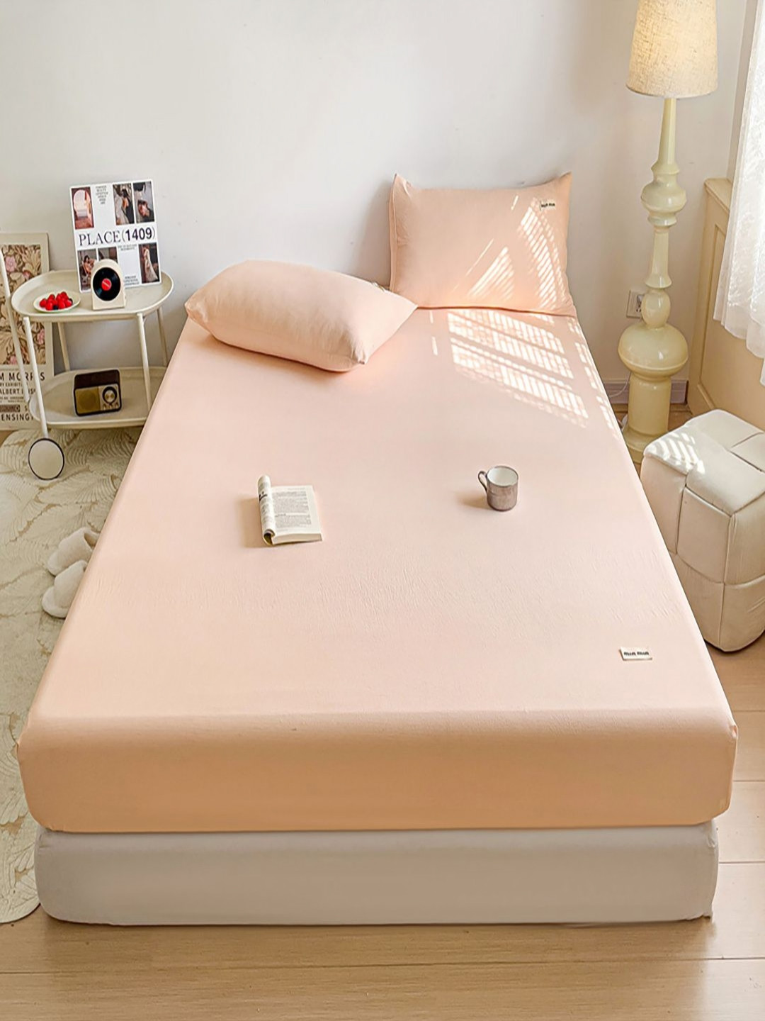 JC HOME Peach-Coloured 140 TC Queen Bedsheet with 2 Pillow Covers 1.50x2.00m
