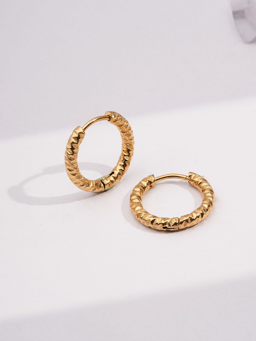 PALMONAS Gold-Plated Stainless Steel Textura Luxe Circular Shaped Hoop Earrings