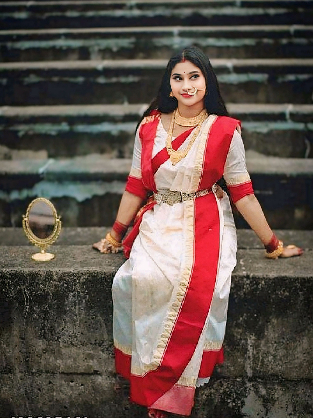 EEFA FASHION Woven Design Zari Art Silk Kanjeevaram Saree